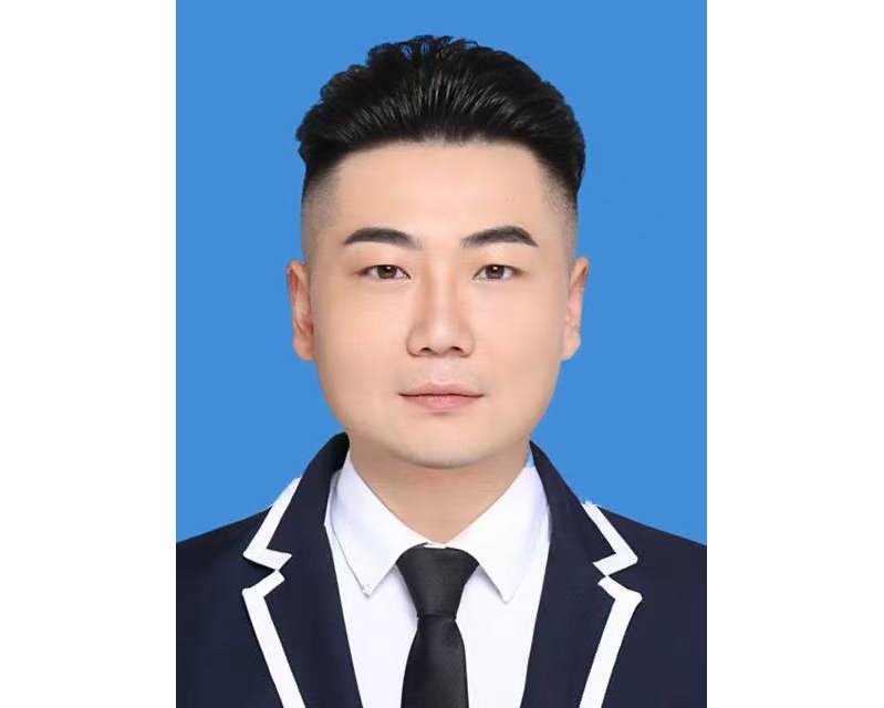 綜合辦公室主任 王超